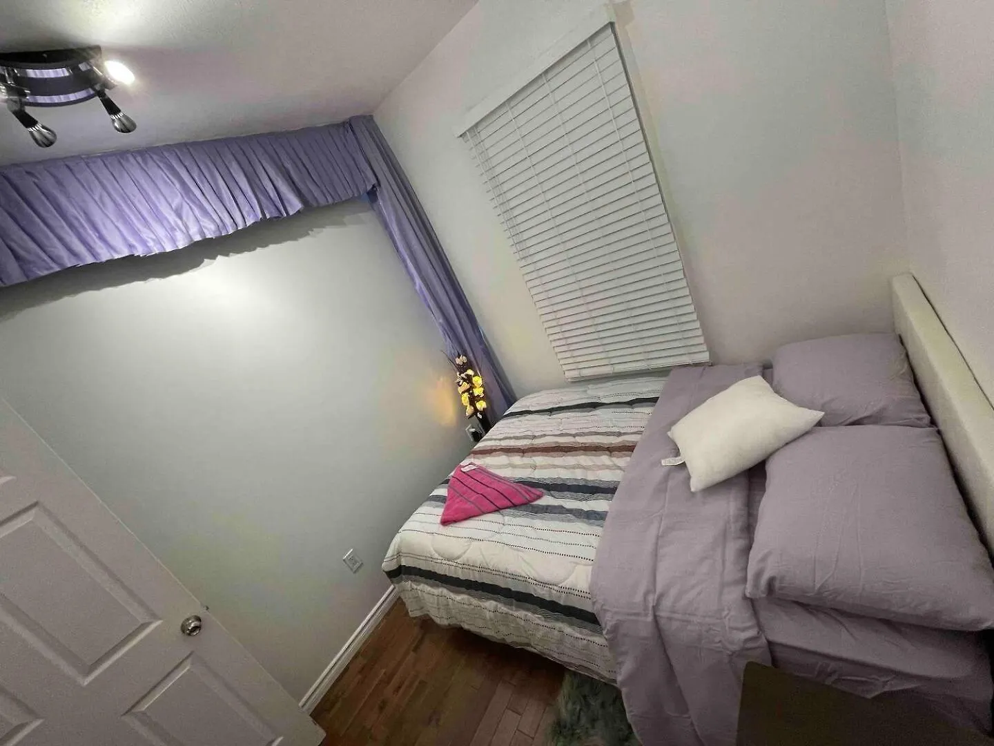 Holiday home Cherry Berry Cottage By Tig Management Niagara Falls